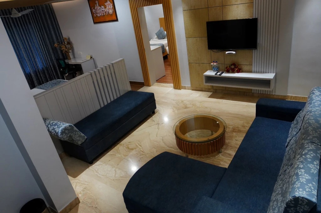 Luxury serviced apartment room in trichy