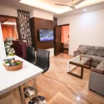 chola serviced apartment luxury hall